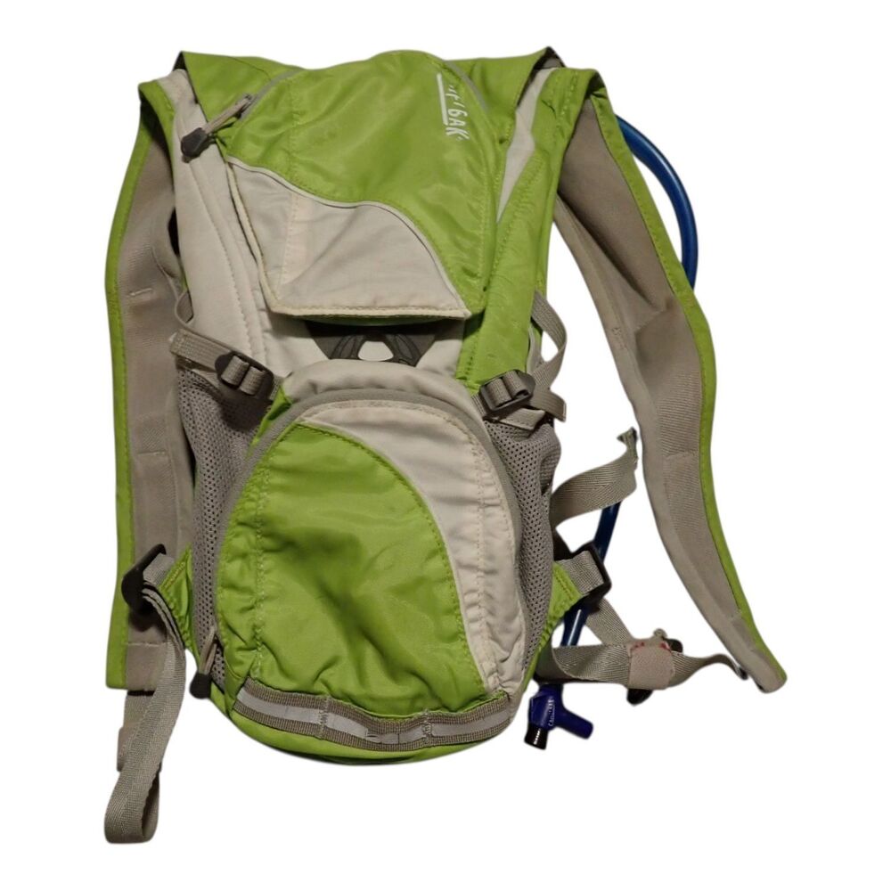 CamelBak Slim Minimalist Hydration Pack Green With Reservoir Bladder Backpack